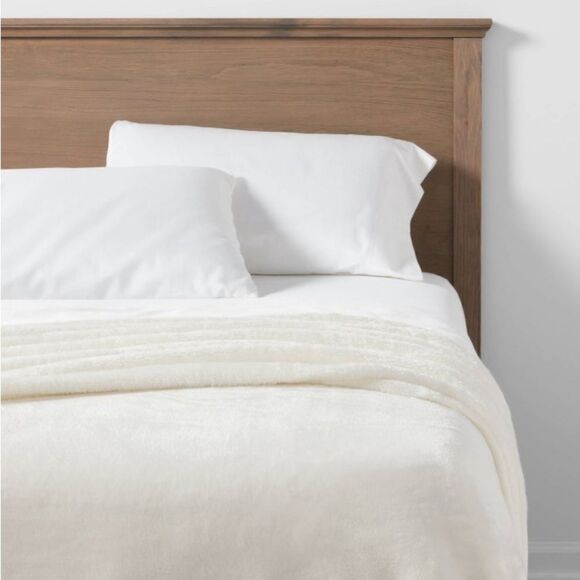 Threshold Bed Blanket In Sour Cream - Picture 3 of 5